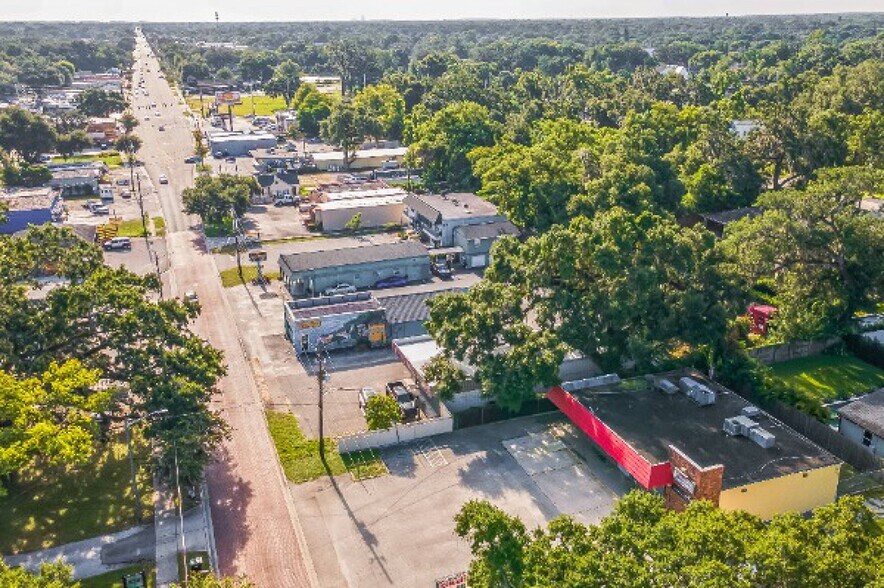More Photos Of 2006 Curry Ford Rd, Orlando Convenience Store For Sale