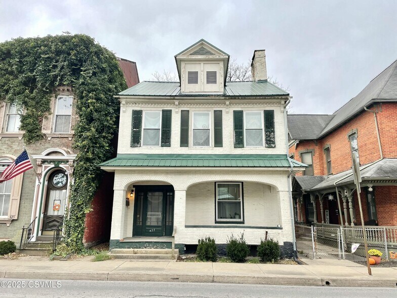Primary Photo Of 427 Chestnut St, Mifflinburg Apartments For Sale