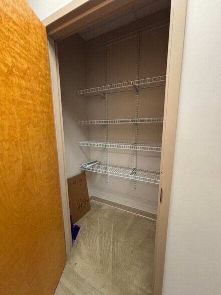 More Photos Of 10520 Ligon Mill Rd, Wake Forest Office For Lease