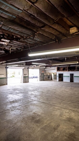 More Photos Of 15 Fairview Ave, Little Silver Industrial For Sale