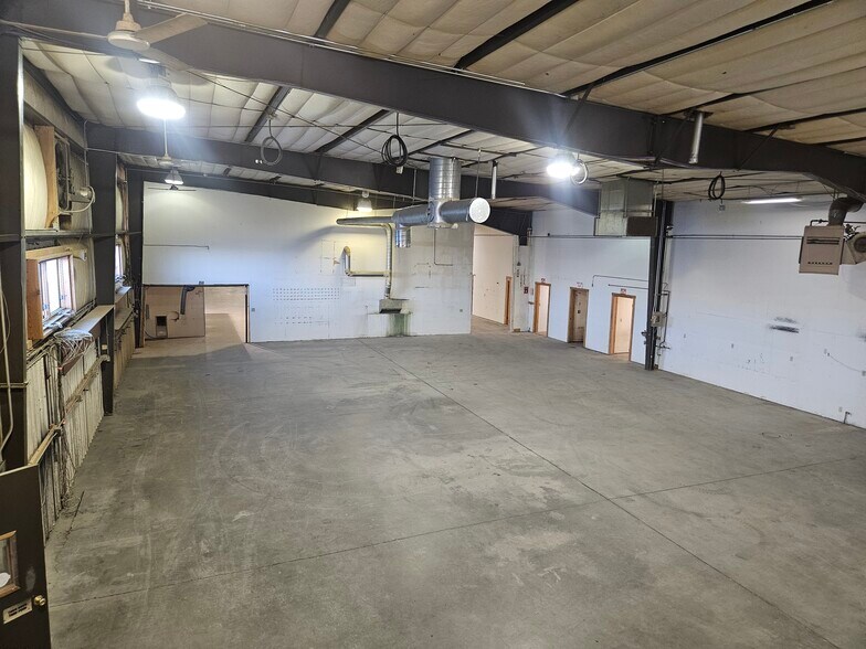 More Photos Of 88 Life Link Way, Bozeman Warehouse For Sale