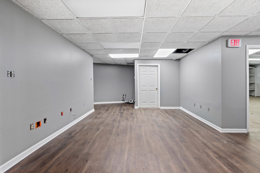 More Photos Of 101 Railroad Ave, Carnegie Warehouse For Sale