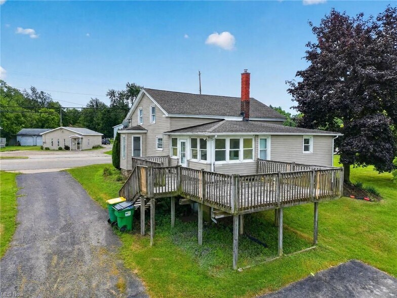 More Photos Of 3045 W Prospect Rd, Ashtabula Flex For Sale