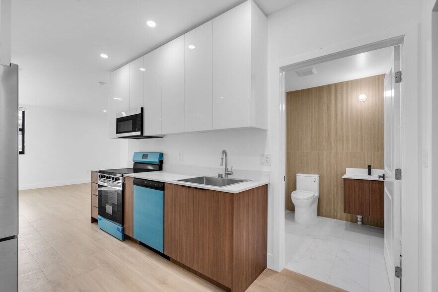 More Photos Of 1037 NW 2nd St, Miami Apartments For Sale