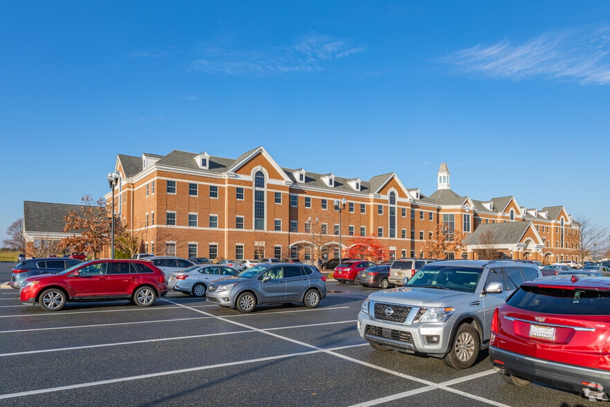 More Photos Of 200 Banning St, Dover Medical For Lease