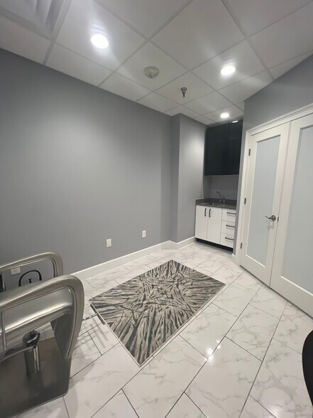 More Photos Of 668-670 N Orlando Ave, Maitland Office For Sale
