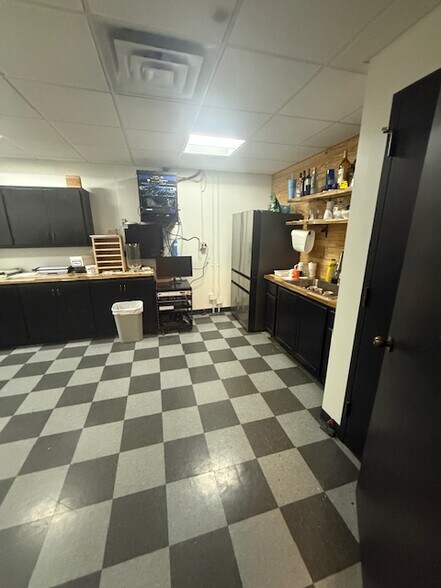 More Photos Of 12618-12620 E 31st St, Tulsa Freestanding For Sale