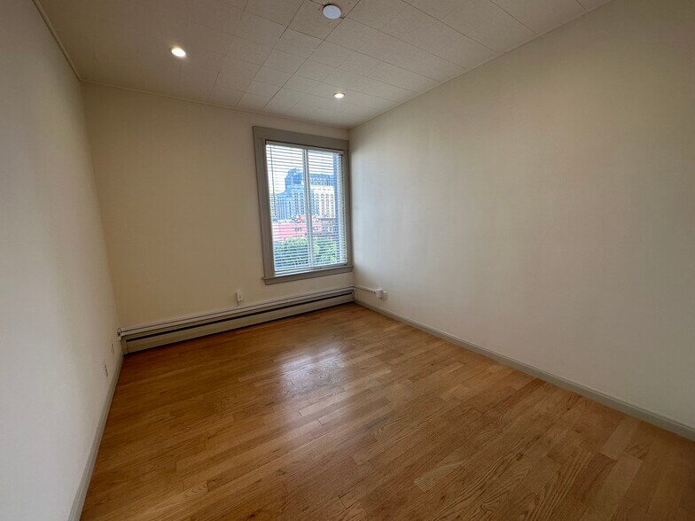 More Photos Of 200-222 Columbus Ave, San Francisco Office For Lease