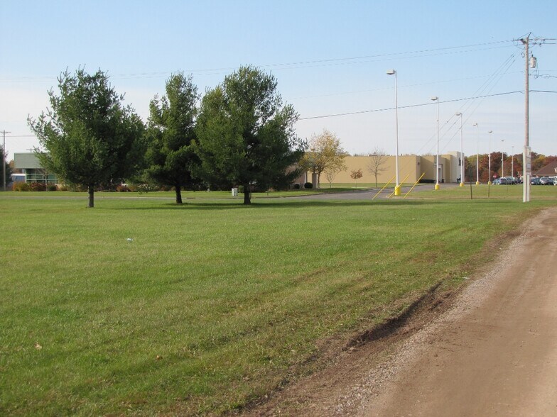 More Photos Of 2905 Pioneer Ave, Rice Lake Land For Sale