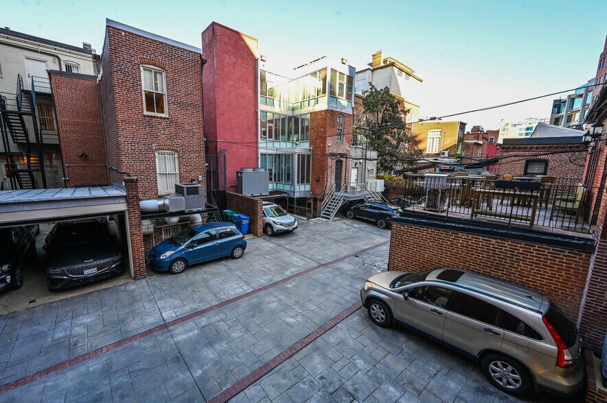 More Photos Of 9 Saint Matthews Ct NW, Washington Office Residential For Lease