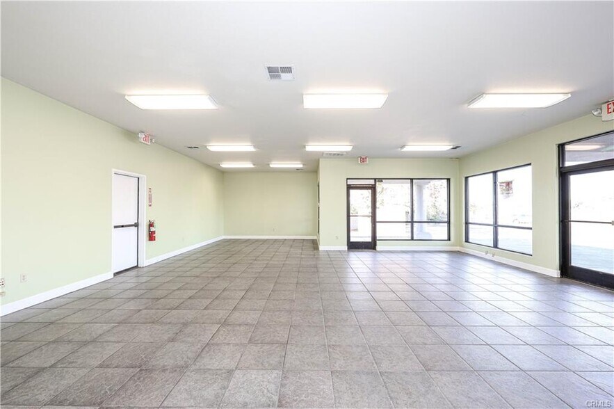 More Photos Of 2979 N Winton Way, Atwater Auto Dealership For Lease
