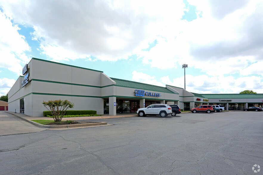 More Photos Of 3116-3138 S Garnett Rd, Tulsa Unknown For Lease
