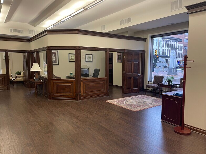 More Photos Of 107 W Michigan Ave, Kalamazoo Office For Lease