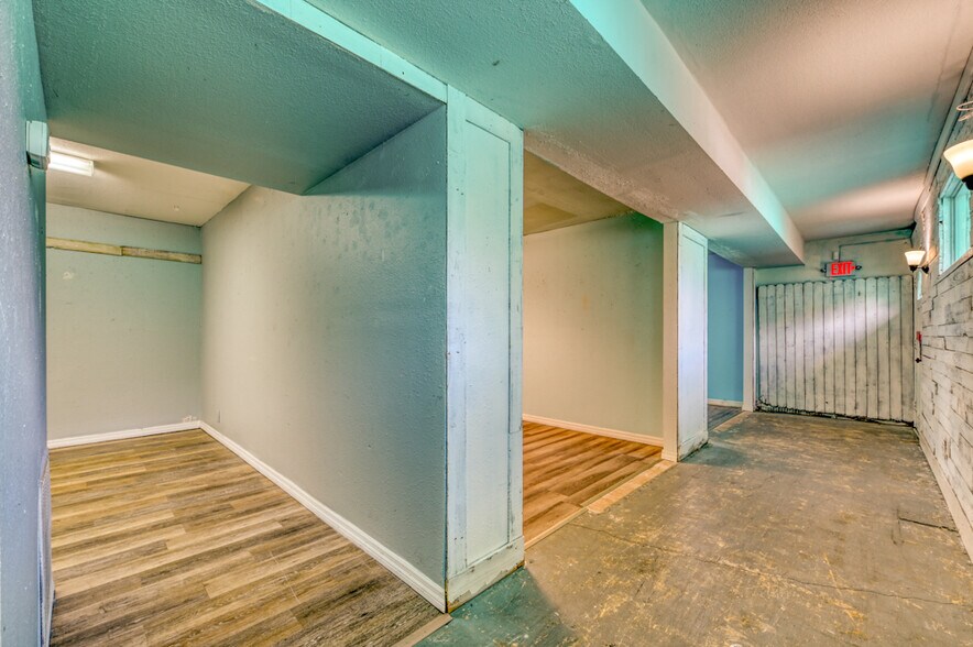 More Photos Of 1328 3rd St N, Jacksonville Beach Office For Lease