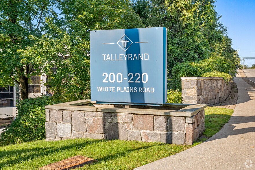 More Photos Of 200 White Plains Rd, Tarrytown Unknown For Lease