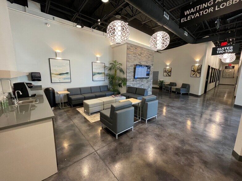 More Photos Of 8813 N Tarrant Pky, North Richland Hills Coworking Space