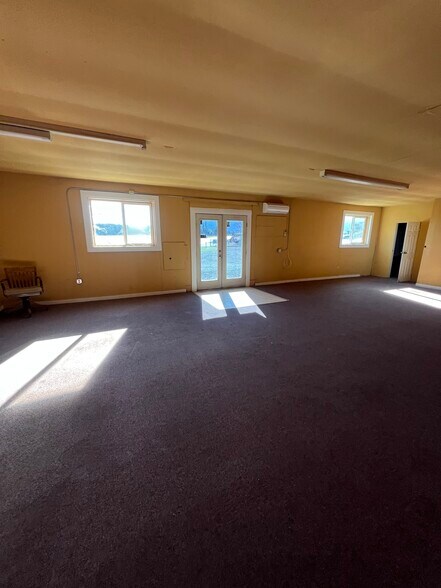 More Photos Of 3000 N State St, Ukiah General Retail For Lease