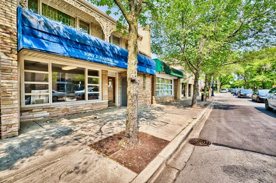 More Photos Of 6444 N Central Ave, Chicago Office For Sale