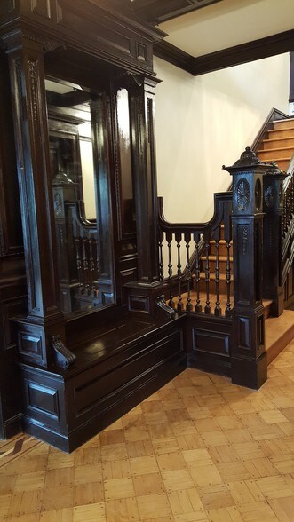 More Photos Of 569-571 Martin Luther King Jr Blvd, Newark Office For Lease