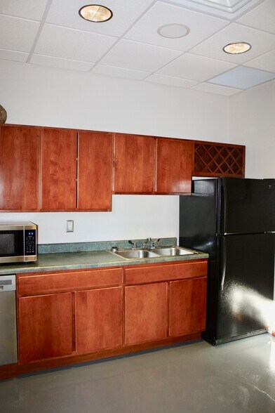 More Photos Of 650 Sierra Rose Dr, Reno Medical For Sale