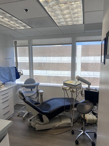 More Photos Of 414 N Camden Dr, Beverly Hills Medical For Lease