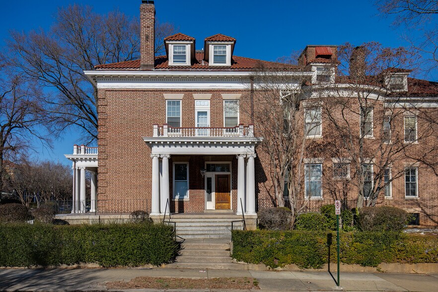 More Photos Of 311 S Arthur Ashe Boulevard, Richmond Office Residential For Sale