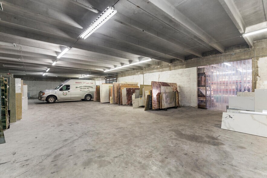 More Photos Of 420 NE 3rd St, Boynton Beach Manufacturing For Lease