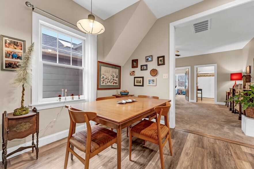 More Photos Of 6576 E Quaker St, Orchard Park Freestanding For Sale