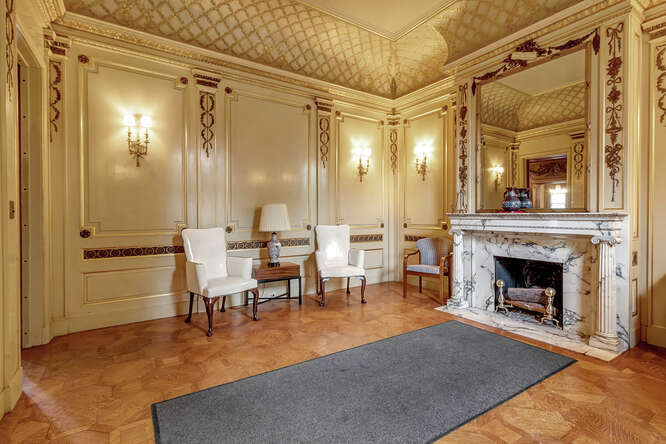 More Photos Of 672 Delaware Ave, Buffalo Office For Sale