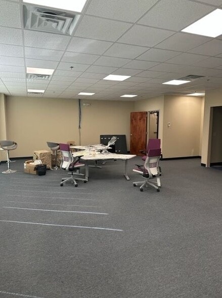 More Photos Of 5328 Lanier Islands Pky, Buford Medical For Lease