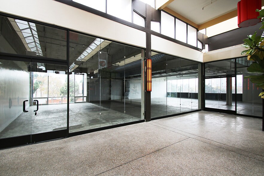 More Photos Of 1737 Post St, San Francisco Unknown For Lease