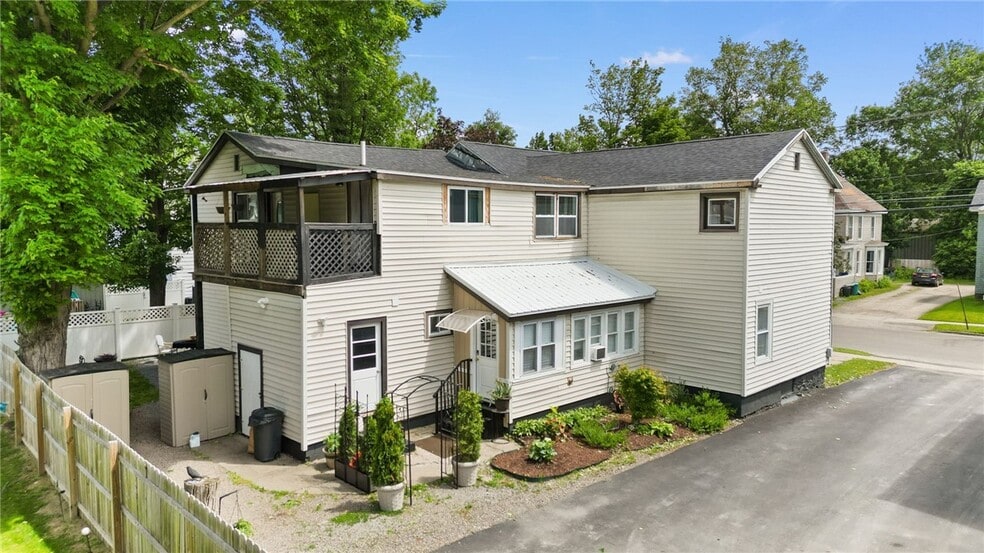 More Photos Of 63 Silver St, Norwich Apartments For Sale