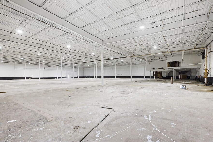 More Photos Of 8674 PA-61, Coal Township General Retail For Sale