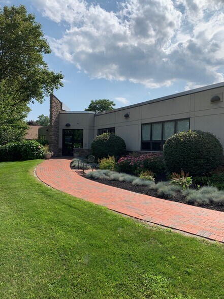 Primary Photo Of 7 Linden Park, Rochester Warehouse For Sale