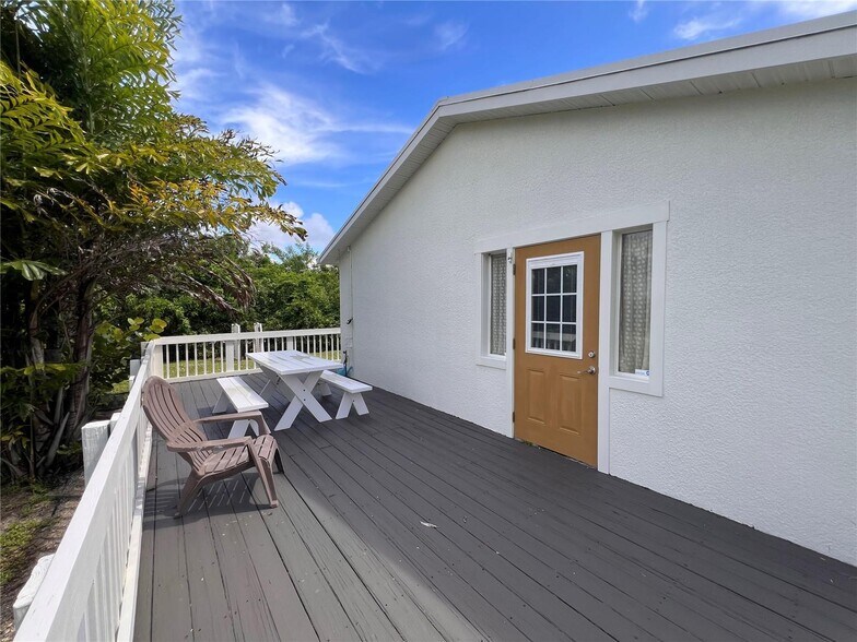 More Photos Of 180 Rio Villa Dr, Punta Gorda Freestanding For Sale