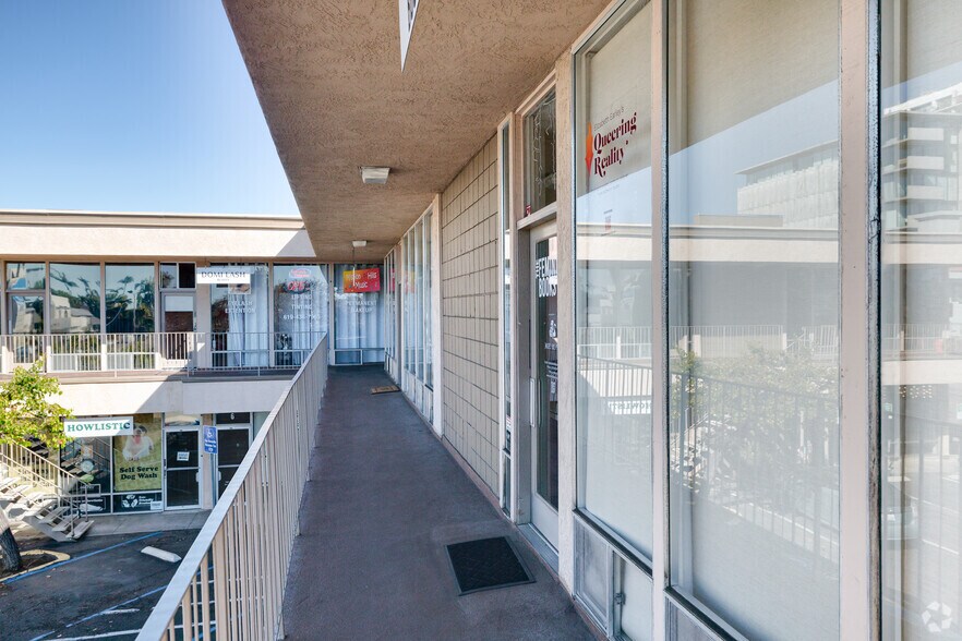 More Photos Of 930 W Washington St, San Diego Storefront Retail Office For Sale