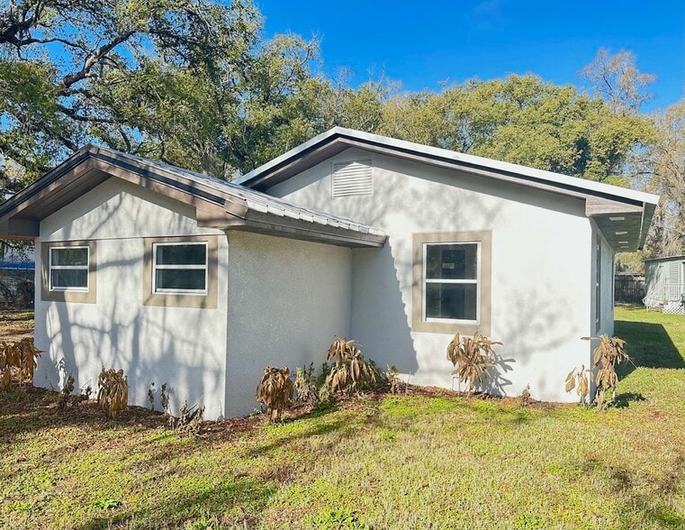 More Photos Of 711 Nashville Rd, Lakeland Multifamily For Sale