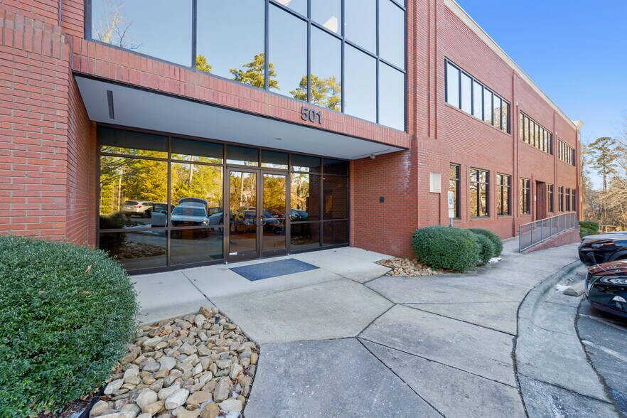 More Photos Of 501 Eastowne Dr, Chapel Hill Office For Lease
