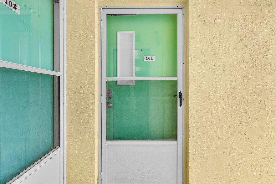 More Photos Of 3226 Stringfellow Rd, Saint James City Apartments For Sale