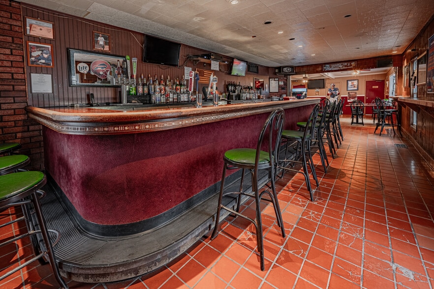 More Photos Of 2575 Academy St, Ransomville Restaurant For Sale