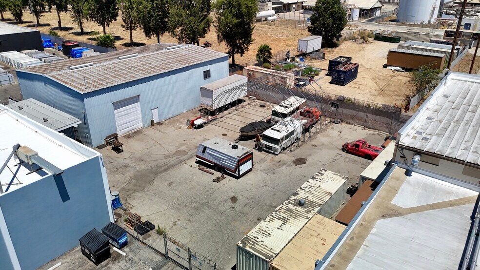 More Photos Of 9016 Winnetka Ave, Northridge Manufacturing For Sale
