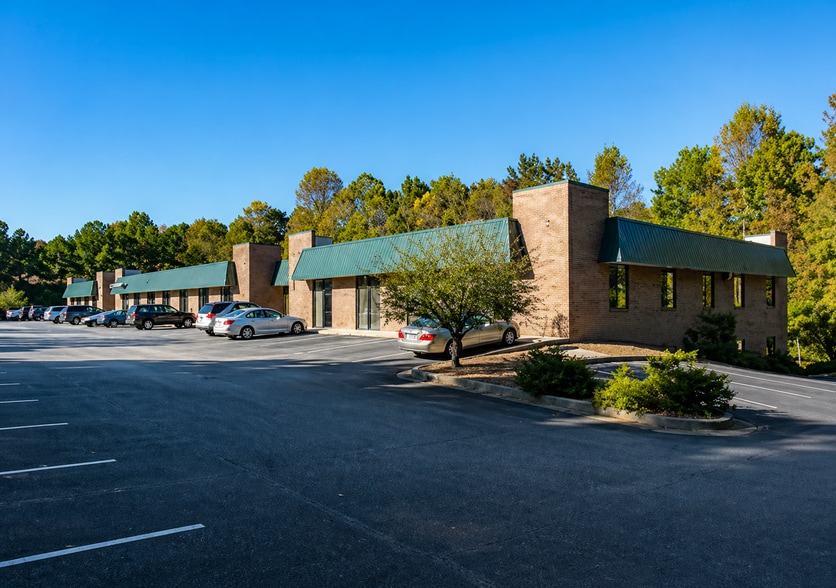 Primary Photo Of 1240 Johnson Ferry Pl, Marietta Office For Lease
