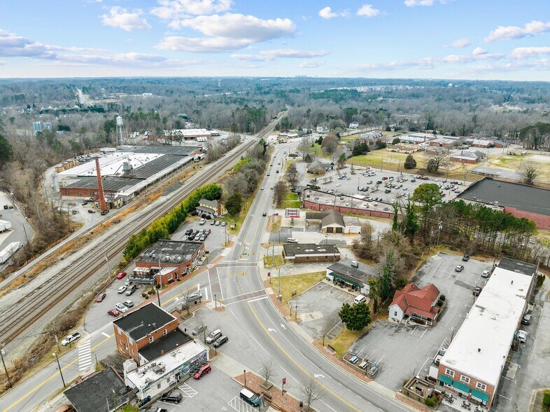 More Photos Of 109 E Main St, Jamestown Freestanding For Sale