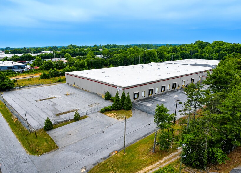 More Photos Of 49 Donkle Rd, Greenville Warehouse For Sale