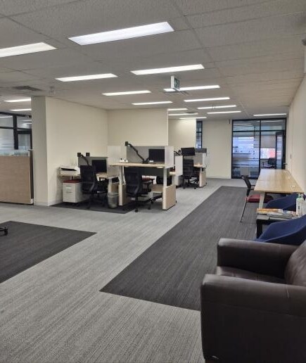 More Photos Of 250 Dundas St W, Toronto Office For Lease