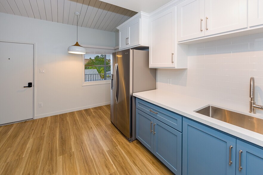 More Photos Of 1057 Euclid Ave, Long Beach Apartments For Sale