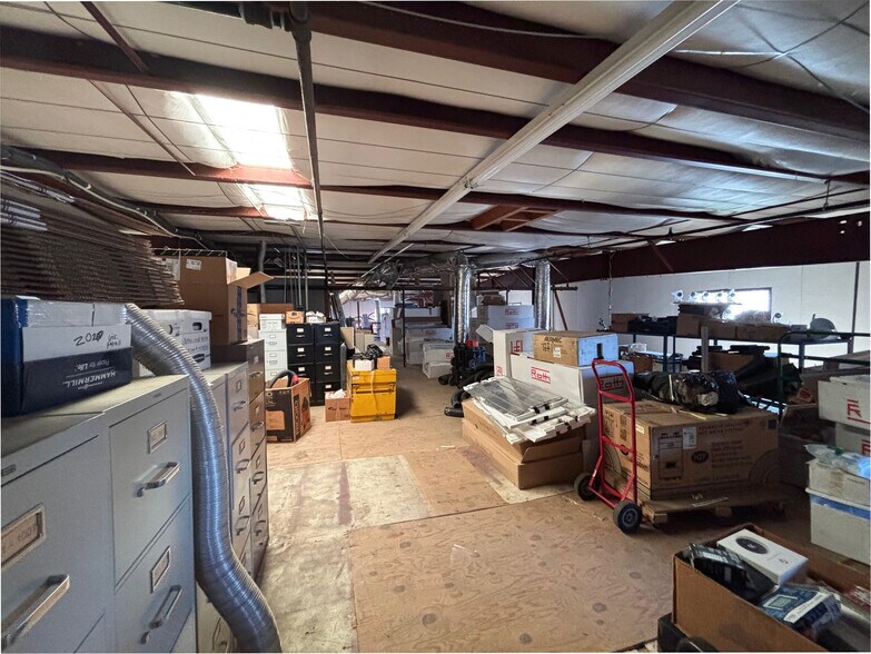 More Photos Of 908 Enterprise Way, Napa Warehouse For Lease