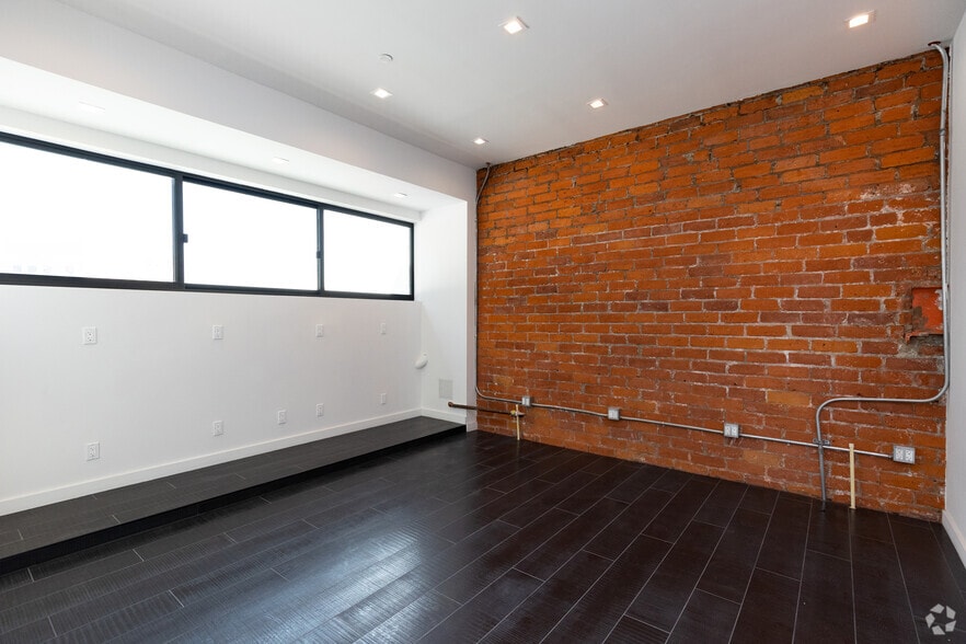 More Photos Of 360 N Bedford Dr, Beverly Hills Medical For Lease