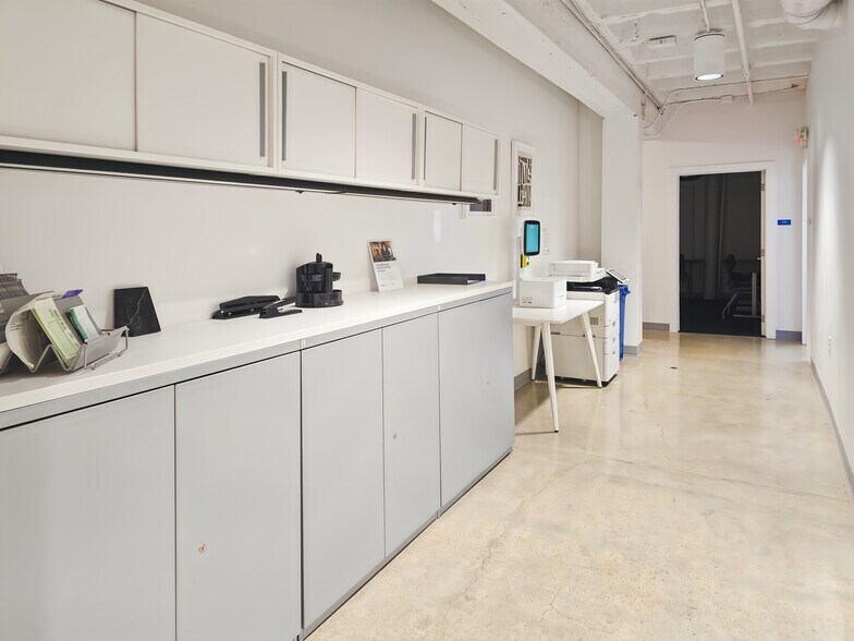 More Photos Of 2018 Ave B, San Antonio Coworking Space