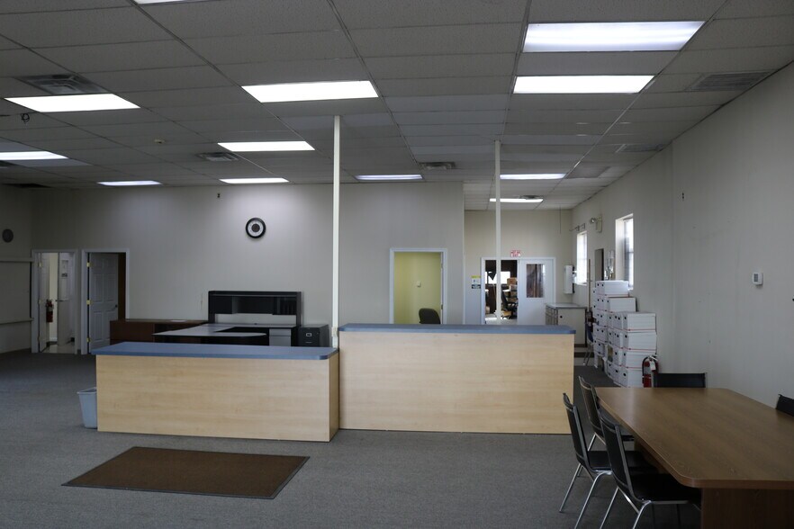 More Photos Of 359 Lincoln Ave, East Stroudsburg Manufacturing For Sale